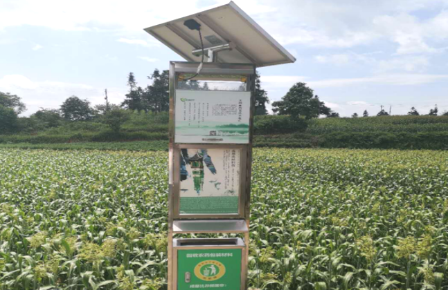 比昂科技風(fēng)吸景觀殺蟲燈應(yīng)用于 茅臺集團(tuán)酒用高粱基地